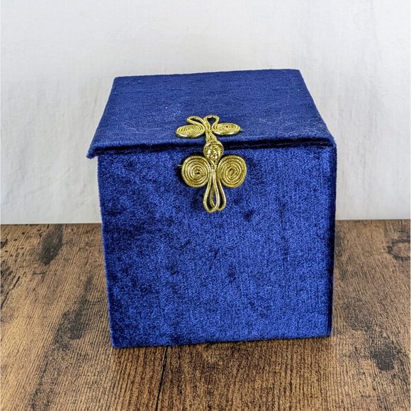 Li Bien 2012 Three Kings Inside-Painted Glass Ornament 5.5in Teardrop Pier 1 Box - Picture 3 of 10